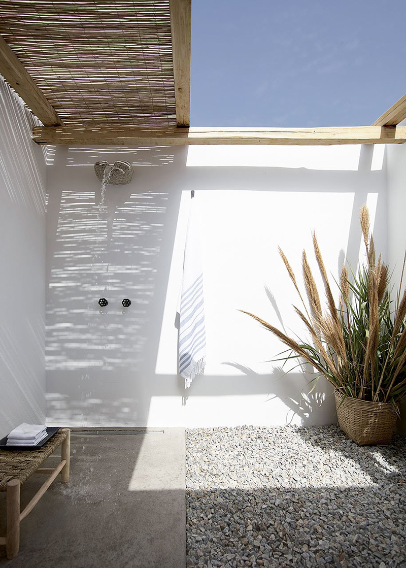 At the Branco Hotel in Mykonos, along the Agean Sea, the suites come with these gloriously simple outdoor showers. Bucket list vacation? You bet. #backyard inspiration via www.L-2-Design.com