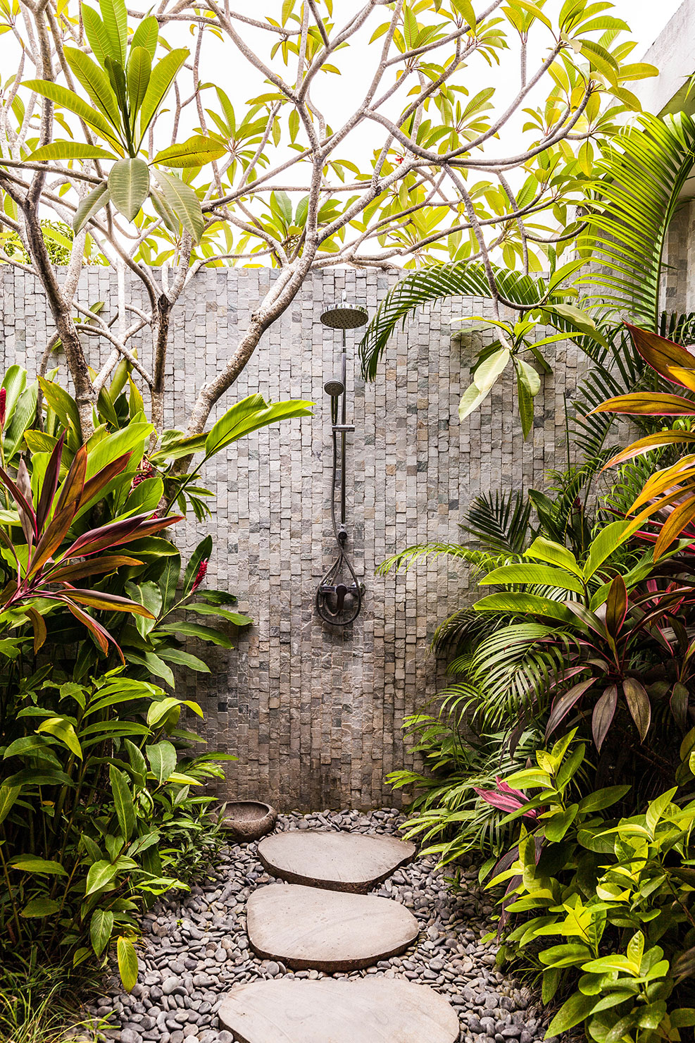 This "sea shanty" in Bali not only takes the shower outside, but brings you to the jungle. #backyard inspiration via www.L-2-Design.com